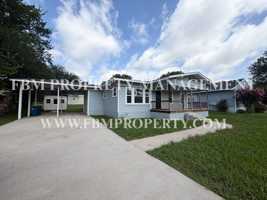 featured image of 104 Sunset Cir