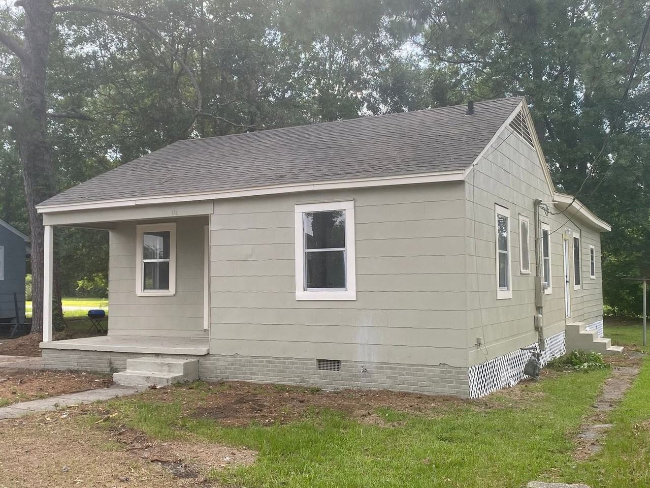 116 Independence Ave - Photo 2 of 9