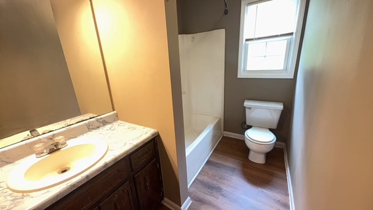 738 Waldroup Rd - Photo 6 of 15