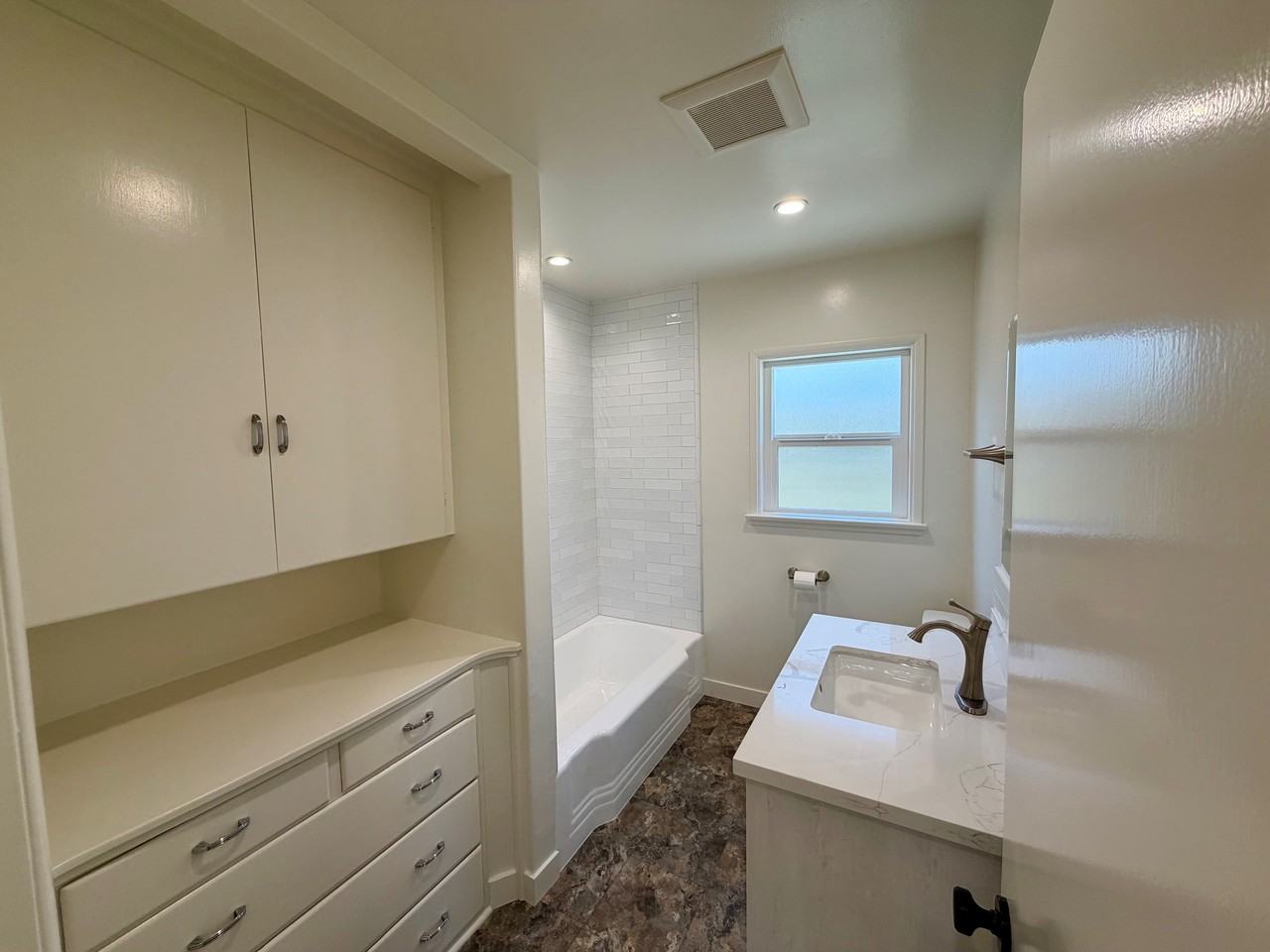 131 Poinsettia Ave #131 - Photo 7 of 12