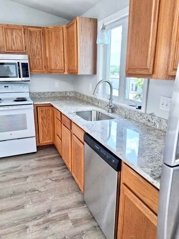 18 Foch Ave - Photo 4 of 14