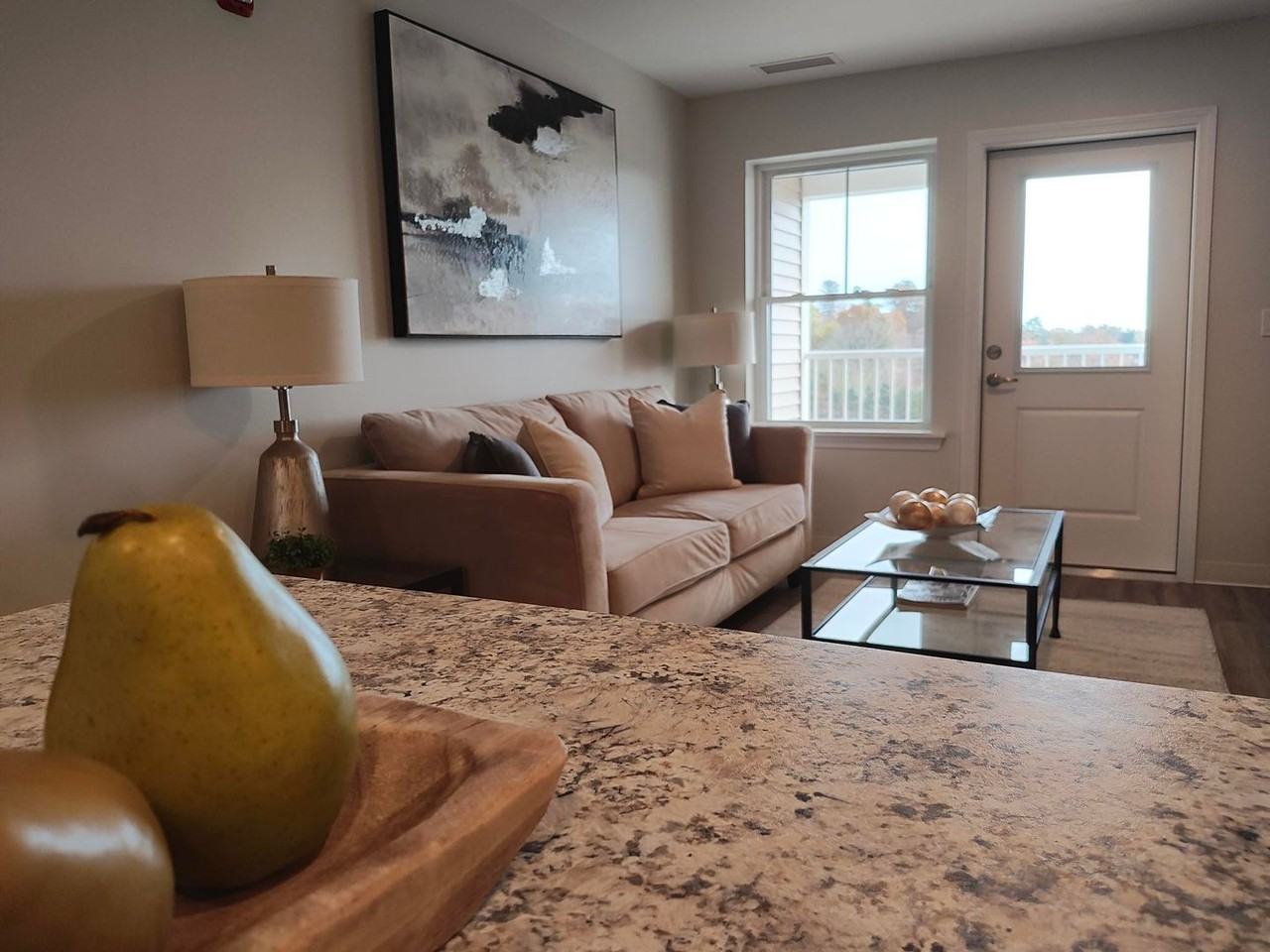 Depot & Main Apartments - Photo 5 of 18