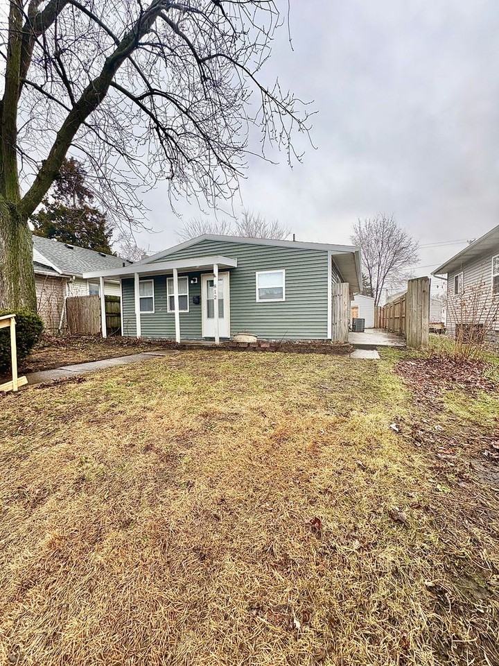812 Jackson St - Photo 2 of 20