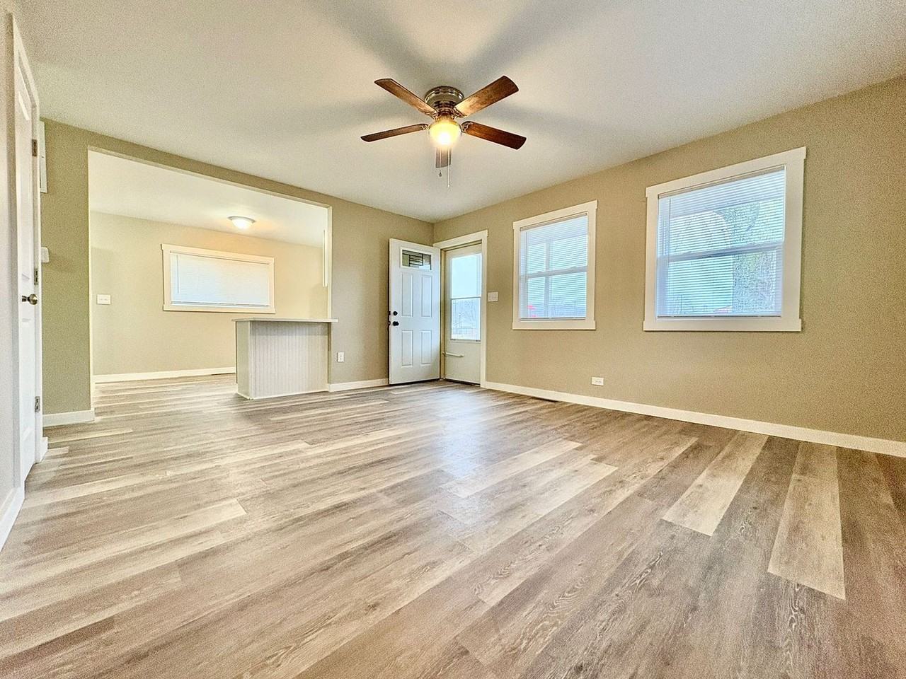 812 Jackson St - Photo 5 of 20