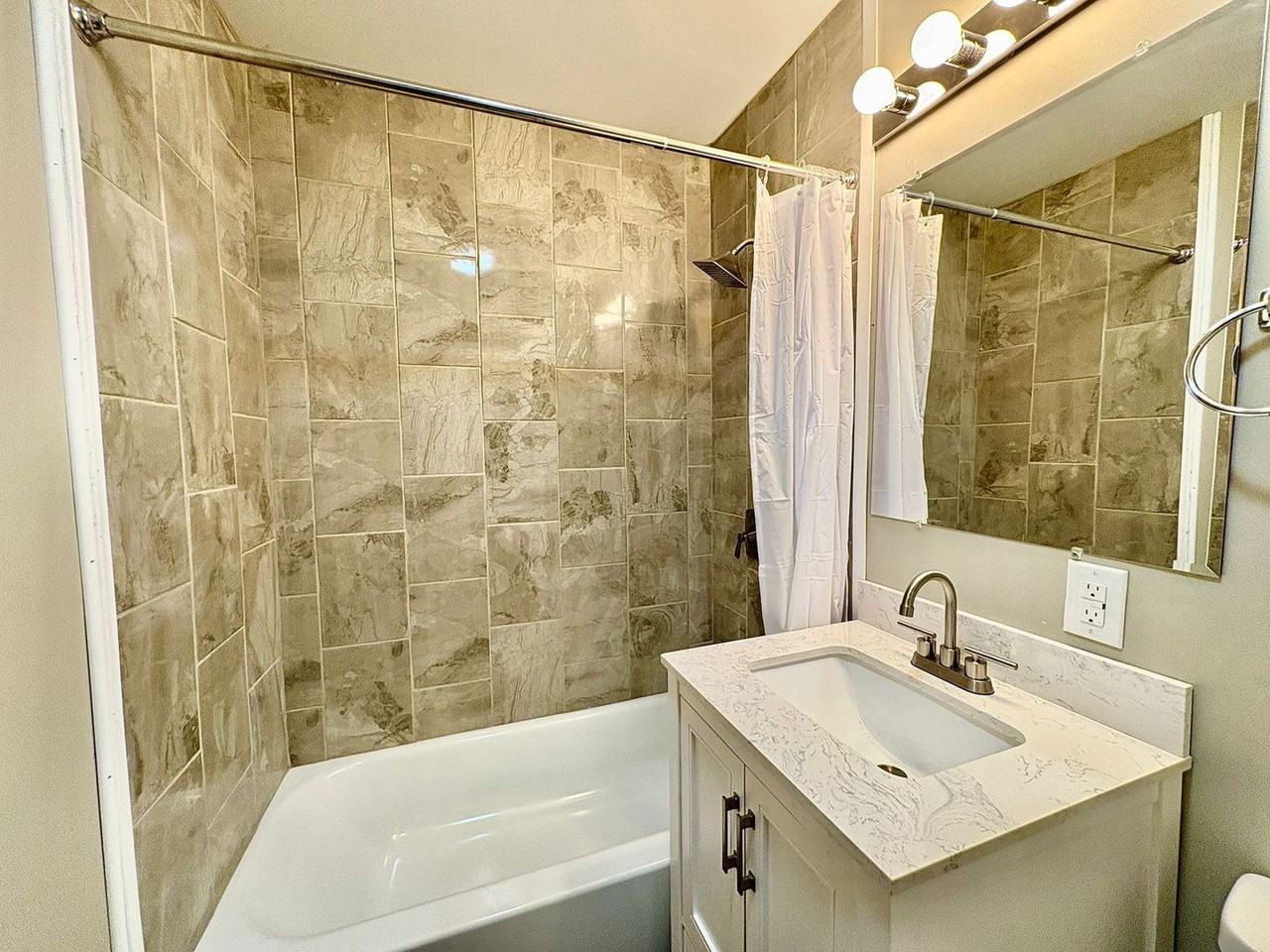 812 Jackson St - Photo 7 of 20