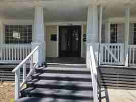 featured image of 4008 Ardmore Ave