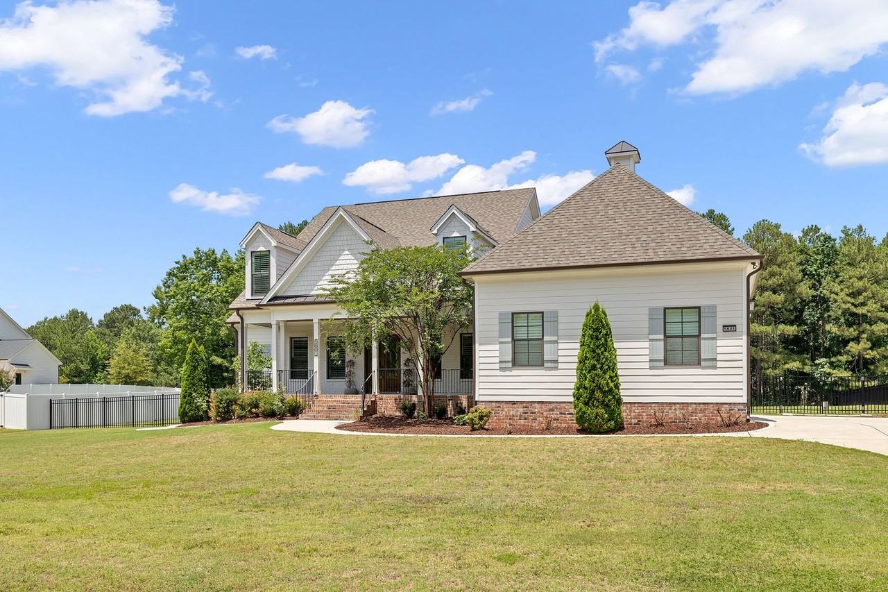 5601 Old Pearce Rd - Photo 5 of 50