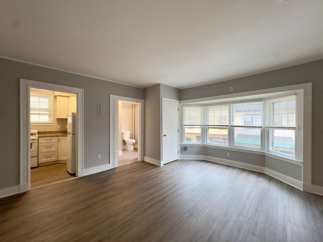 45 Maryland Ave - Photo 6 of 17