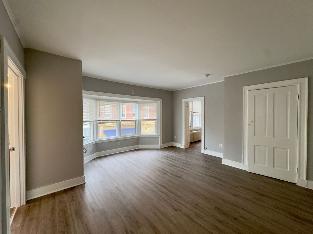 45 Maryland Ave - Photo 7 of 17