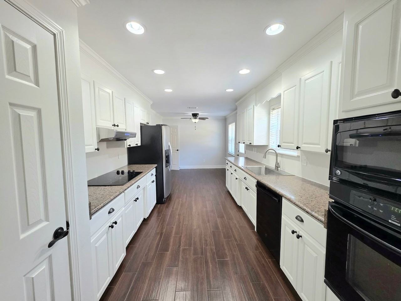 6819 Kitty Hawk Cir - Photo 6 of 19