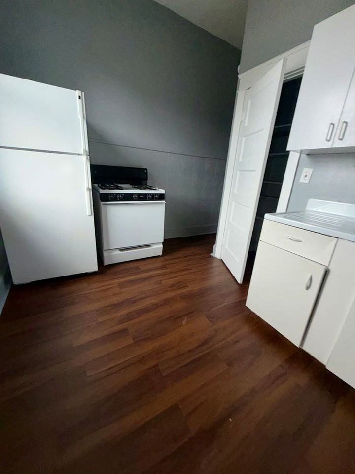 51 S Macdade Blvd #A - Photo 7 of 13