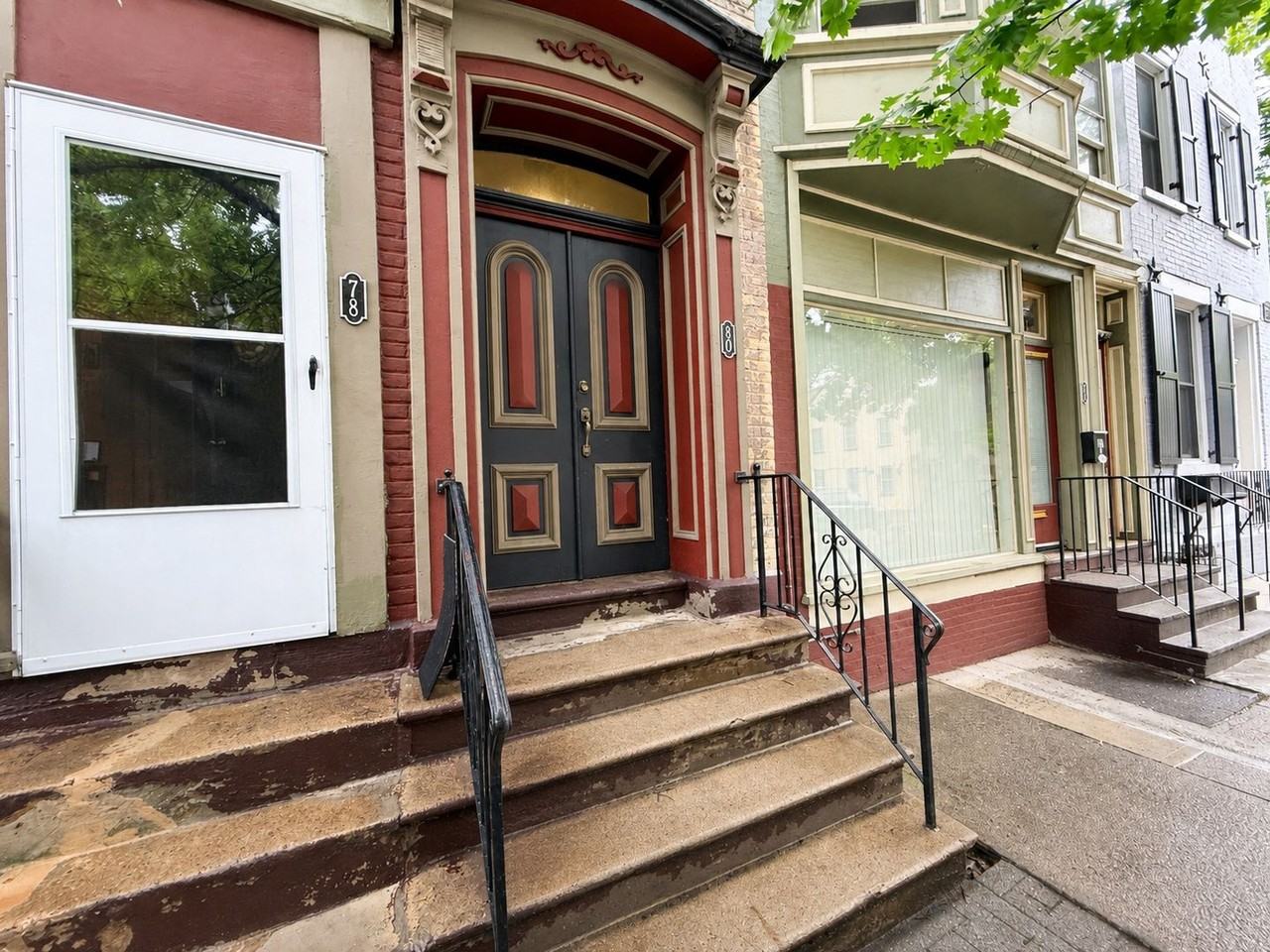80 N 4th St #4 - Photo 2 of 17