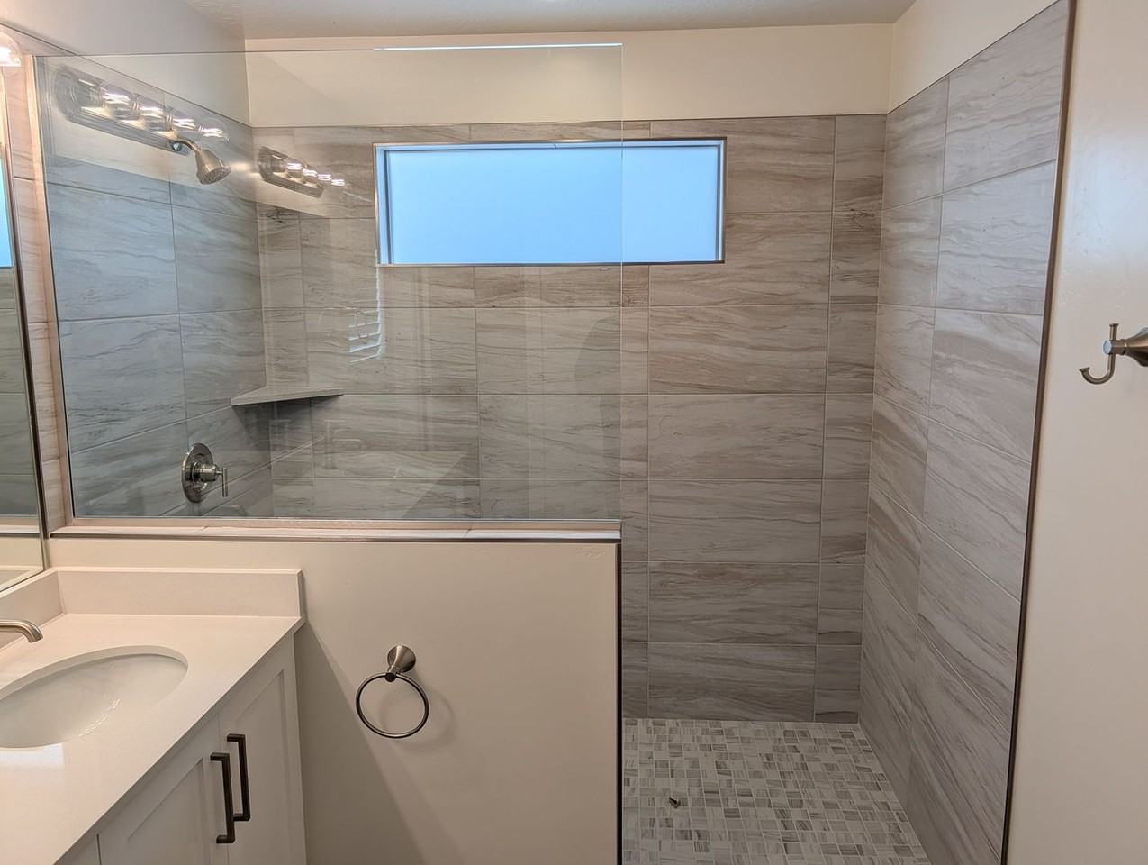 2341 2341 E Siegel Lane - Photo 3 of 30