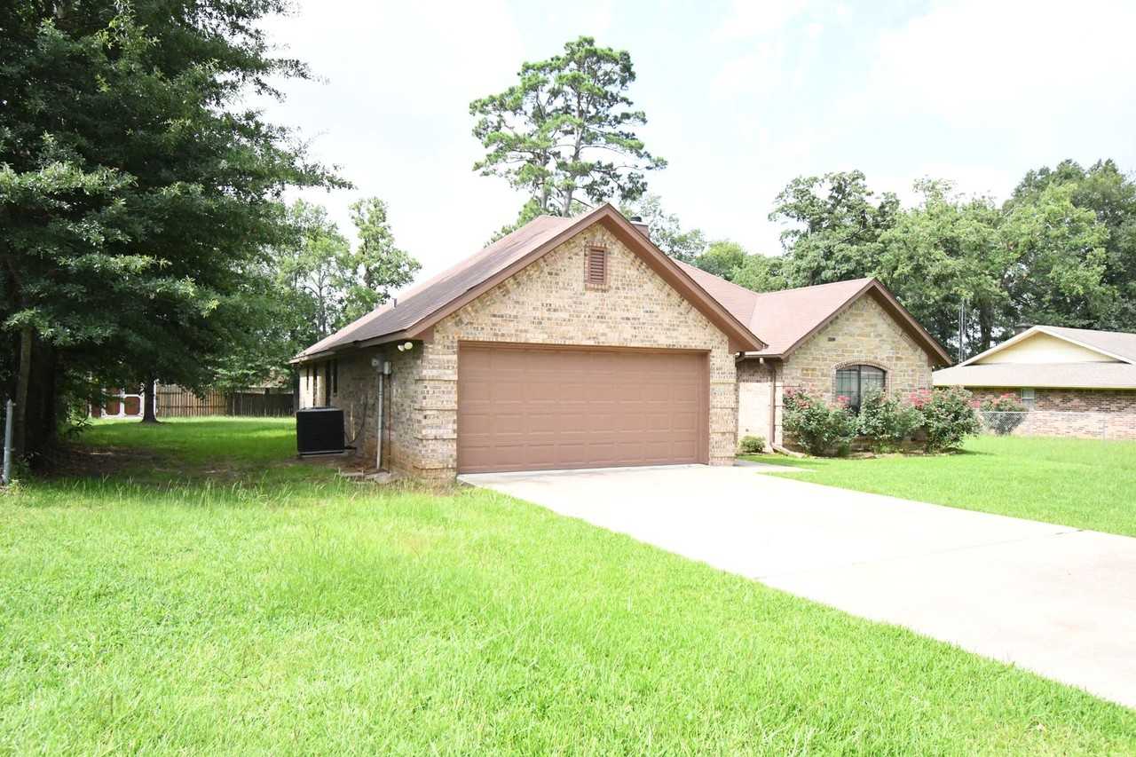 5999 Walnut Hill Dr - Photo 3 of 38