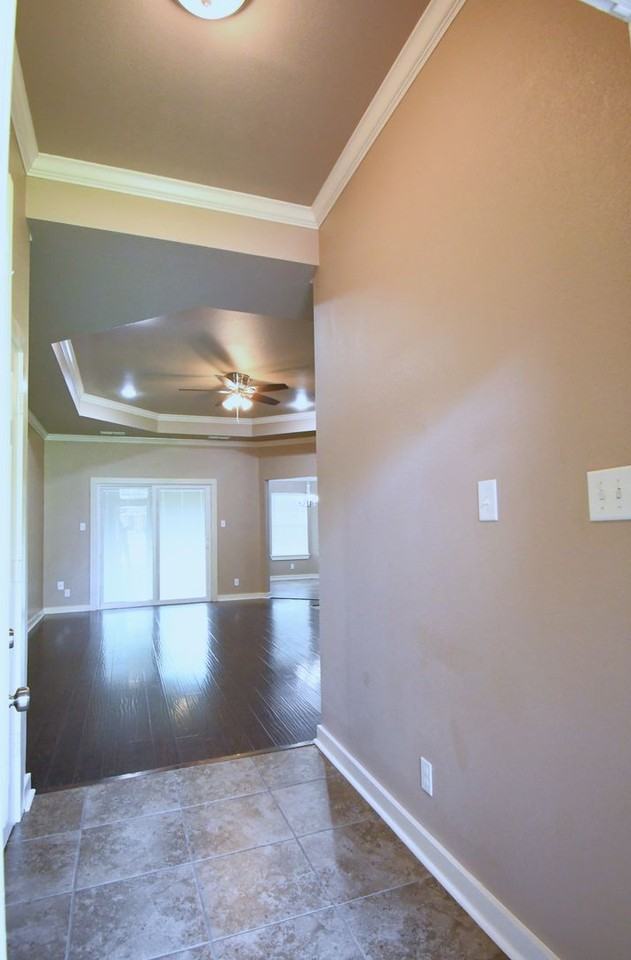 5999 Walnut Hill Dr - Photo 5 of 38