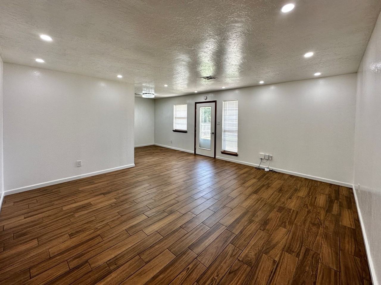 6509 Sw Oak Cliff Ave - Photo 6 of 27