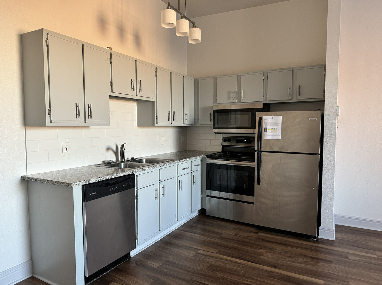 310 DelawareUnit 405 #405 - Photo 4 of 12