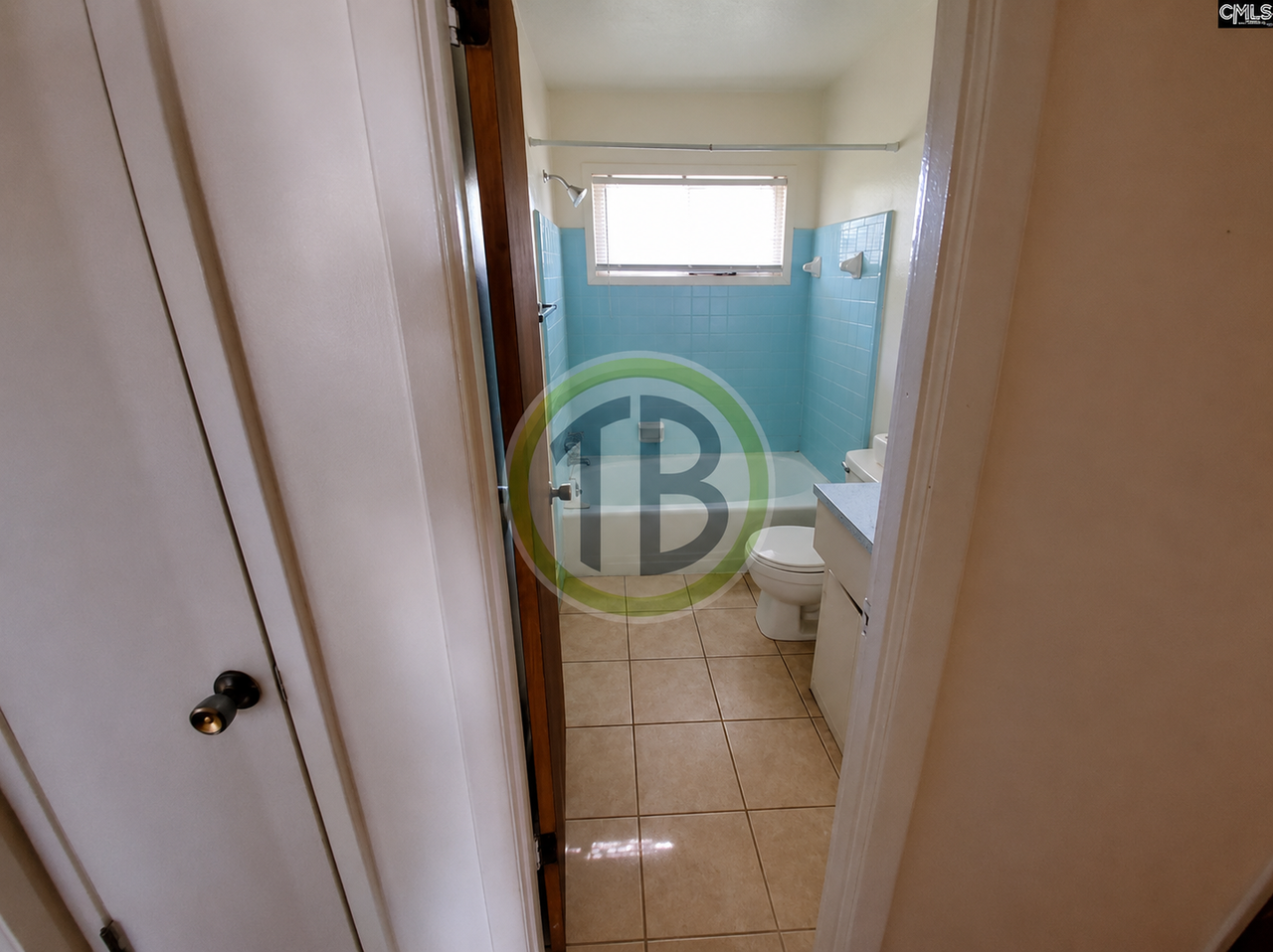 1026 Denton Dr - Photo 5 of 7