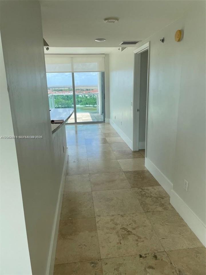 2681 2681 N Flamingo Road 2101S - Photo 2 of 14