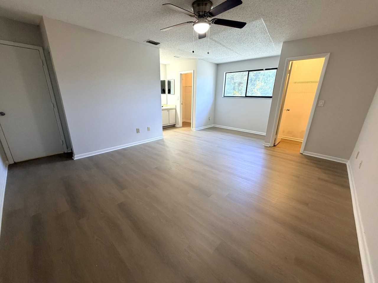 5646 Pinebay Cir S - Photo 7 of 14