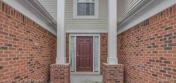 29432 Weston Dr ##123 - Photo 2 of 10