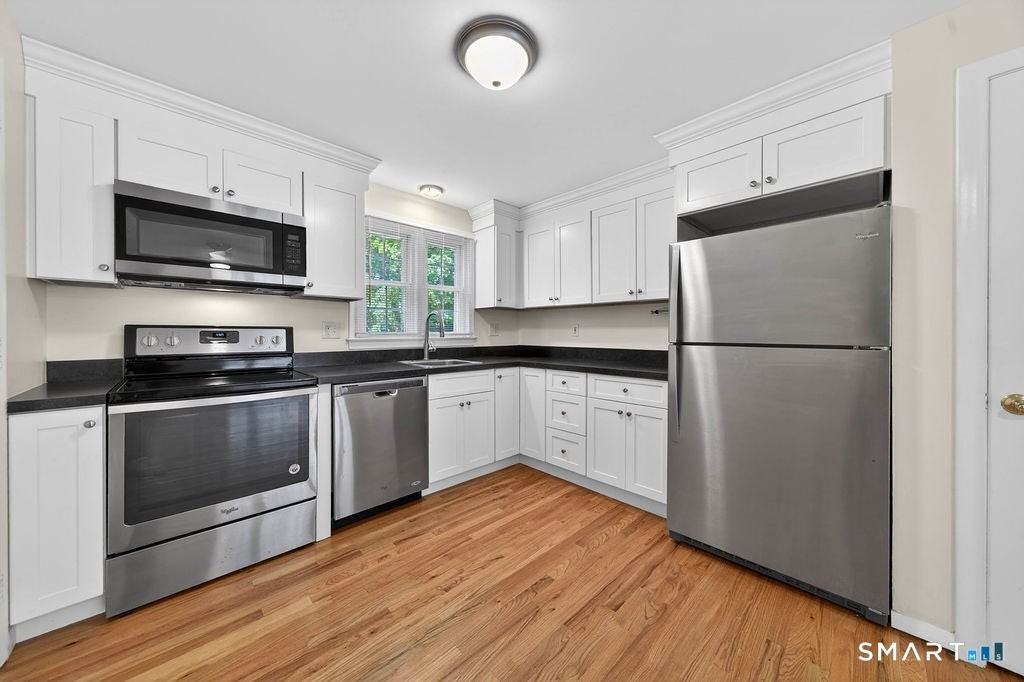1789 Foxon Rd - Photo 4 of 20