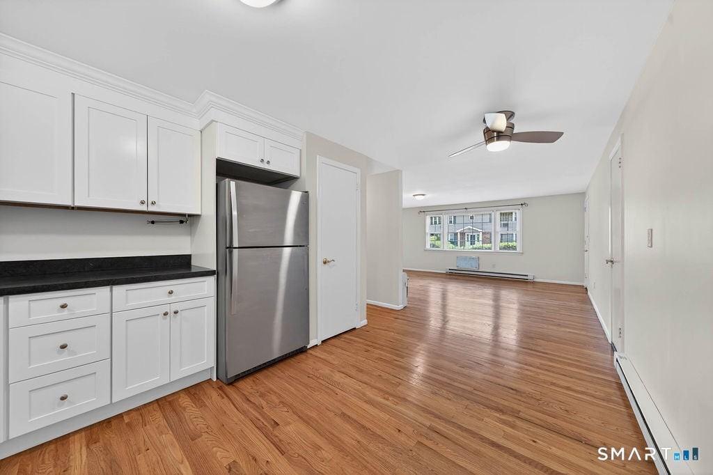 1789 Foxon Rd - Photo 6 of 20