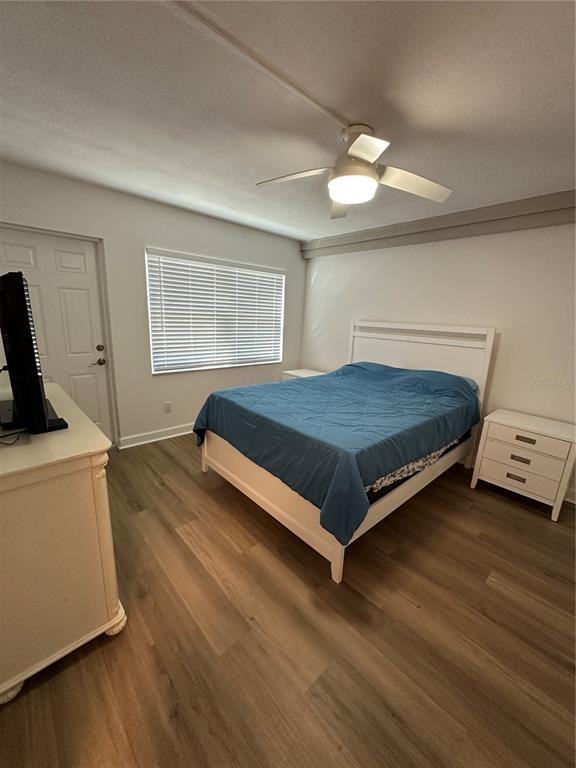 4700 Cove Cir ##107 - Photo 3 of 28