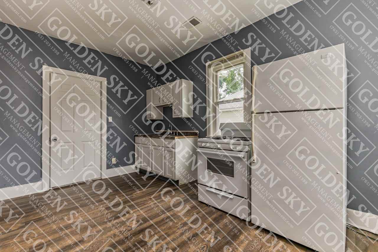 230 Kinsey StreetUnit 4 #4 - Photo 2 of 15