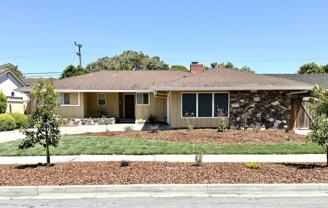 1261 San Fernando Dr #1 - Photo 1 of 1
