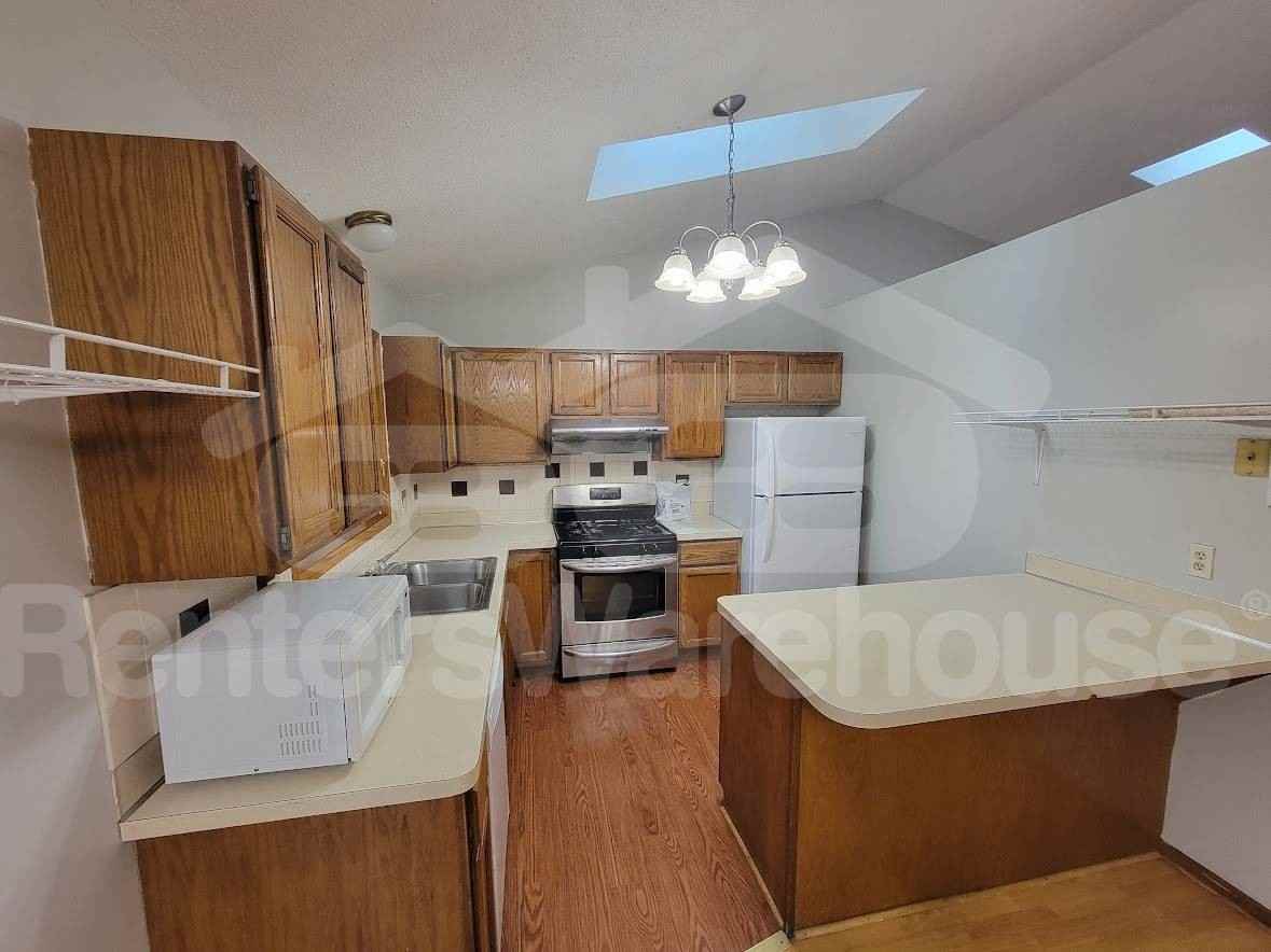6028 68th Ave N - Photo 2 of 24
