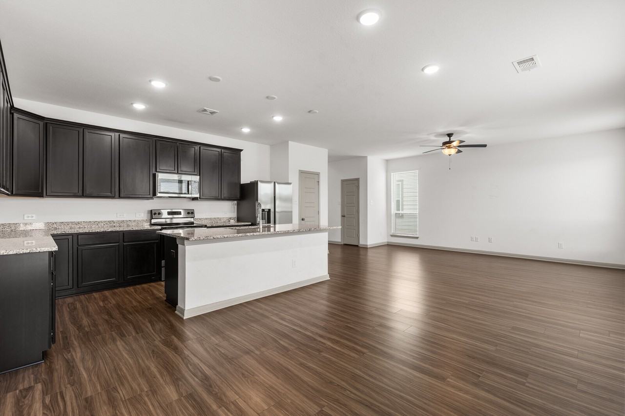 1504 Elise Ave #1 - Photo 2 of 10