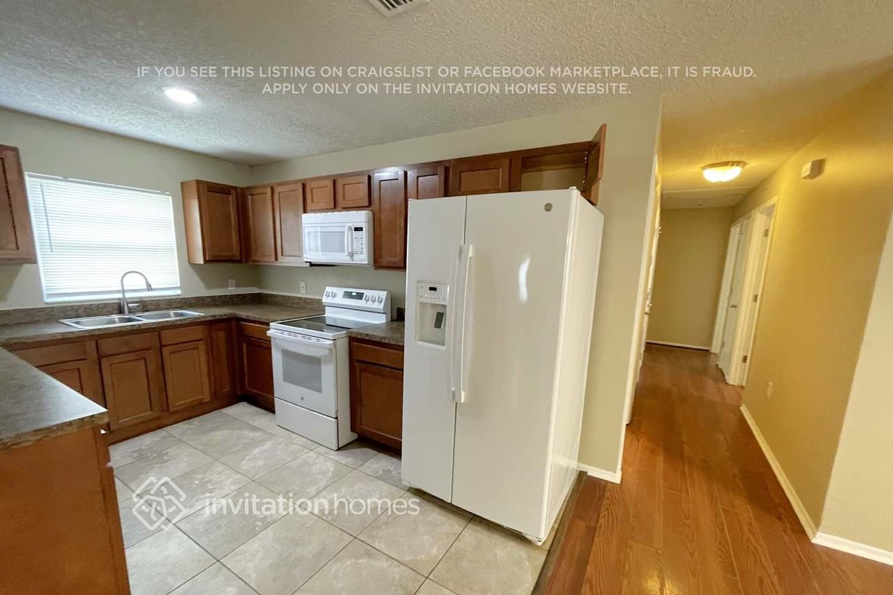 2001 E Giddens Ave - Photo 7 of 23