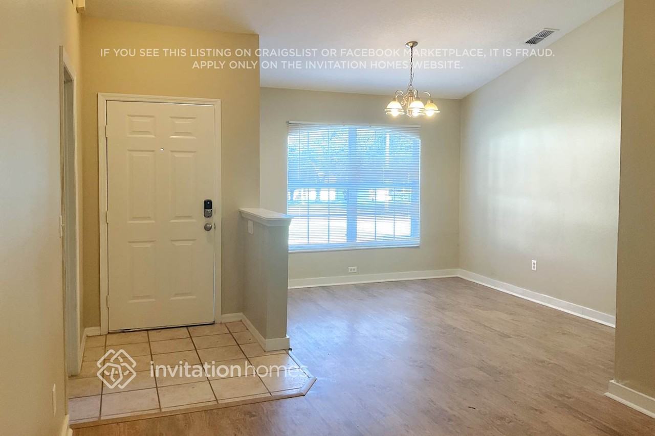 1131 Windy Bluff Dr - Photo 3 of 17