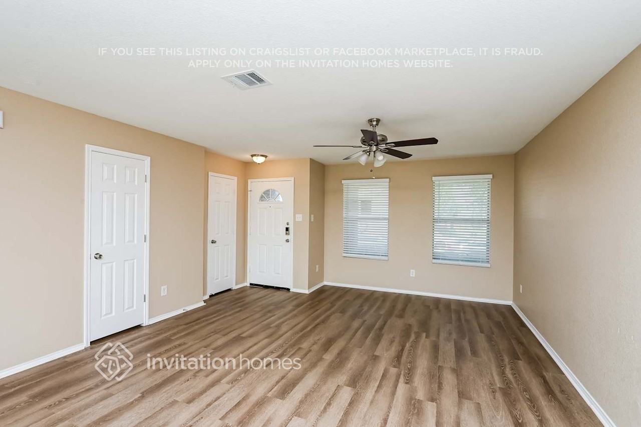 7160 Little Mohican Dr - Photo 4 of 16