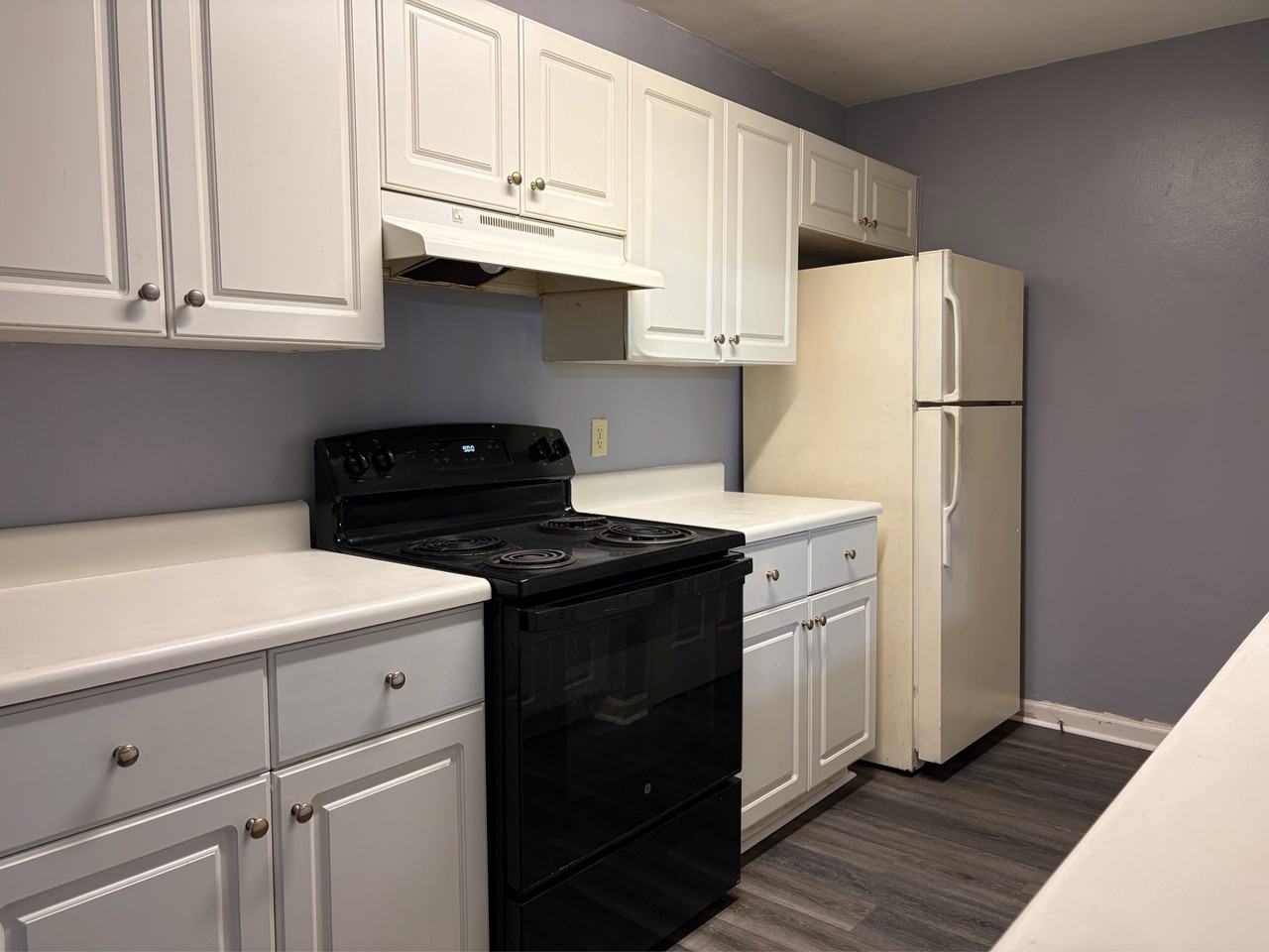 902 Tomahawk Ct #1 - Photo 4 of 10