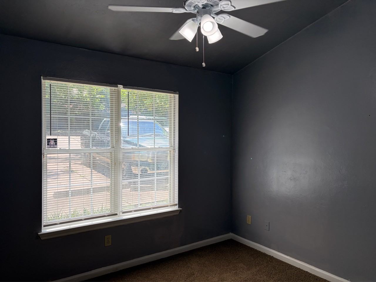 902 Tomahawk Ct #1 - Photo 5 of 10