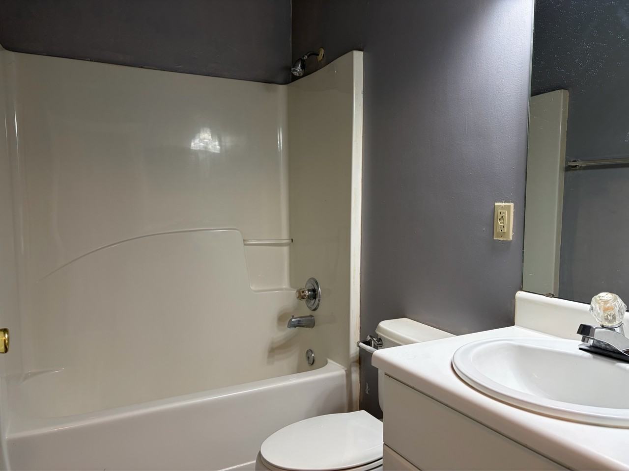902 Tomahawk Ct #1 - Photo 6 of 10