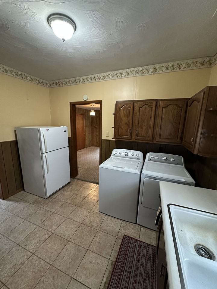 1518 Pearl St #1 - Photo 7 of 8