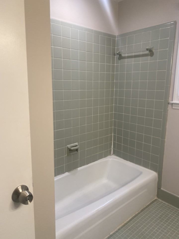 8938 Jefferson St #8D - Photo 7 of 14