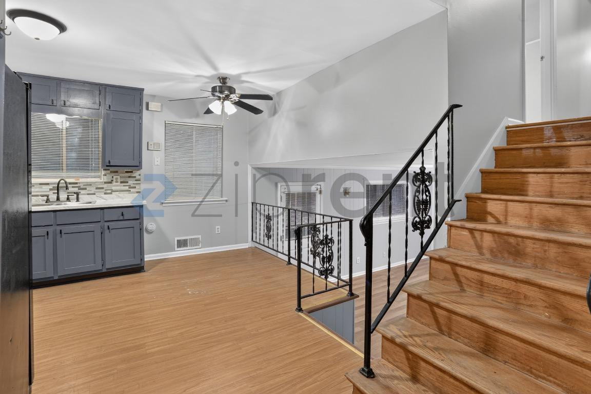 4519 Raleigh Dr - Photo 6 of 17