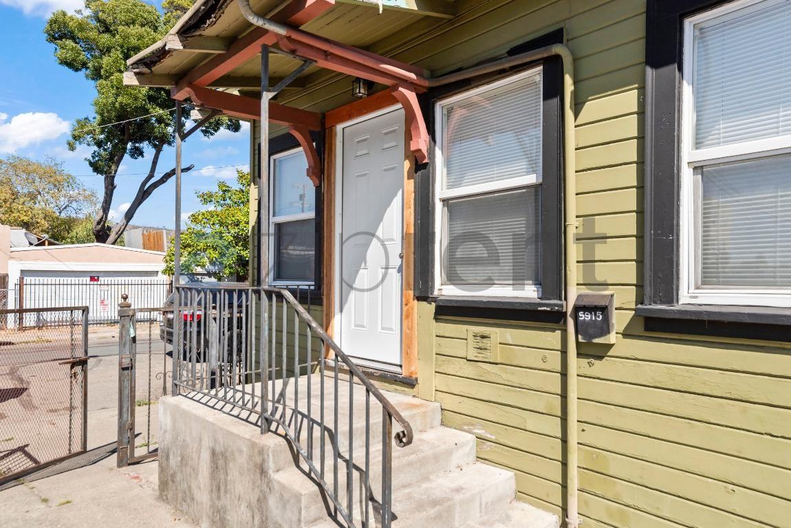 5915 Avenal Ave #5915 - Photo 4 of 20