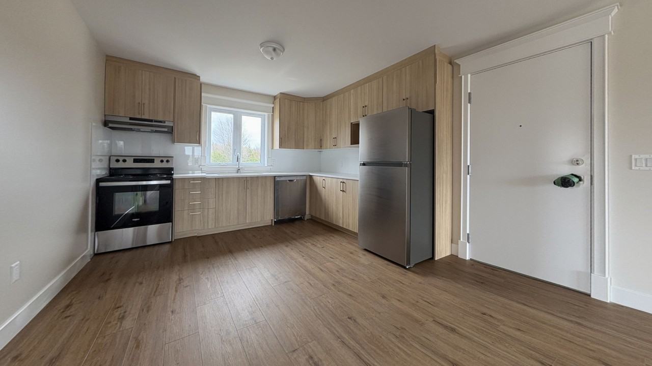 2648 Old Montreal Rd - Photo 6 of 9