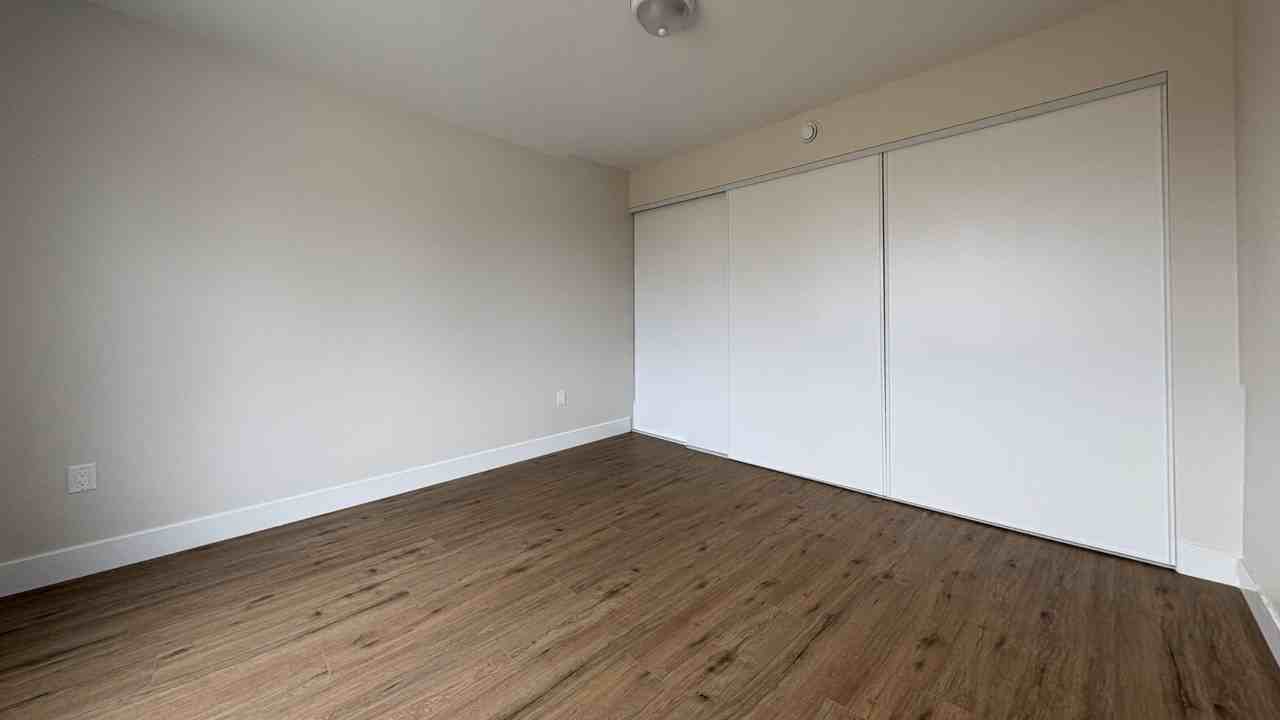 2654 Old Montreal Rd - Photo 4 of 9