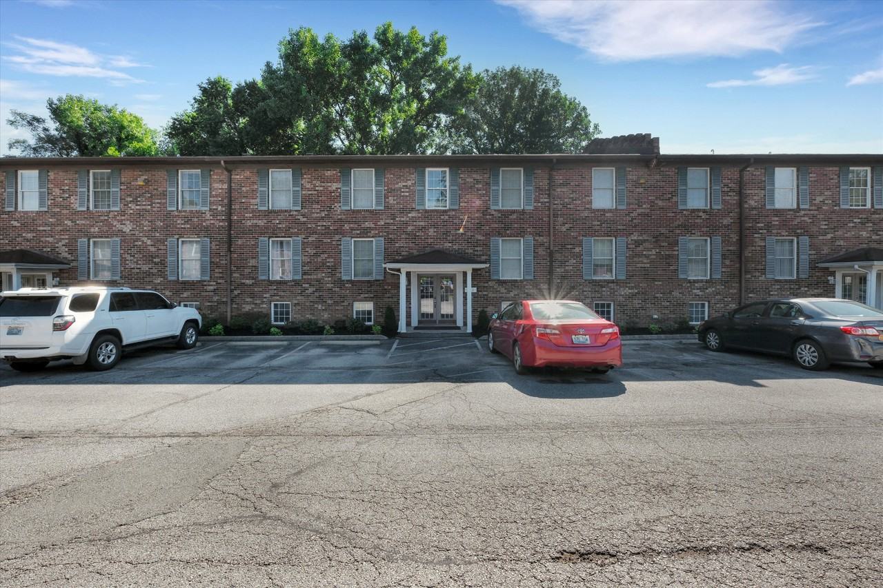 739 N Hite Ave #1 - Photo 6 of 42