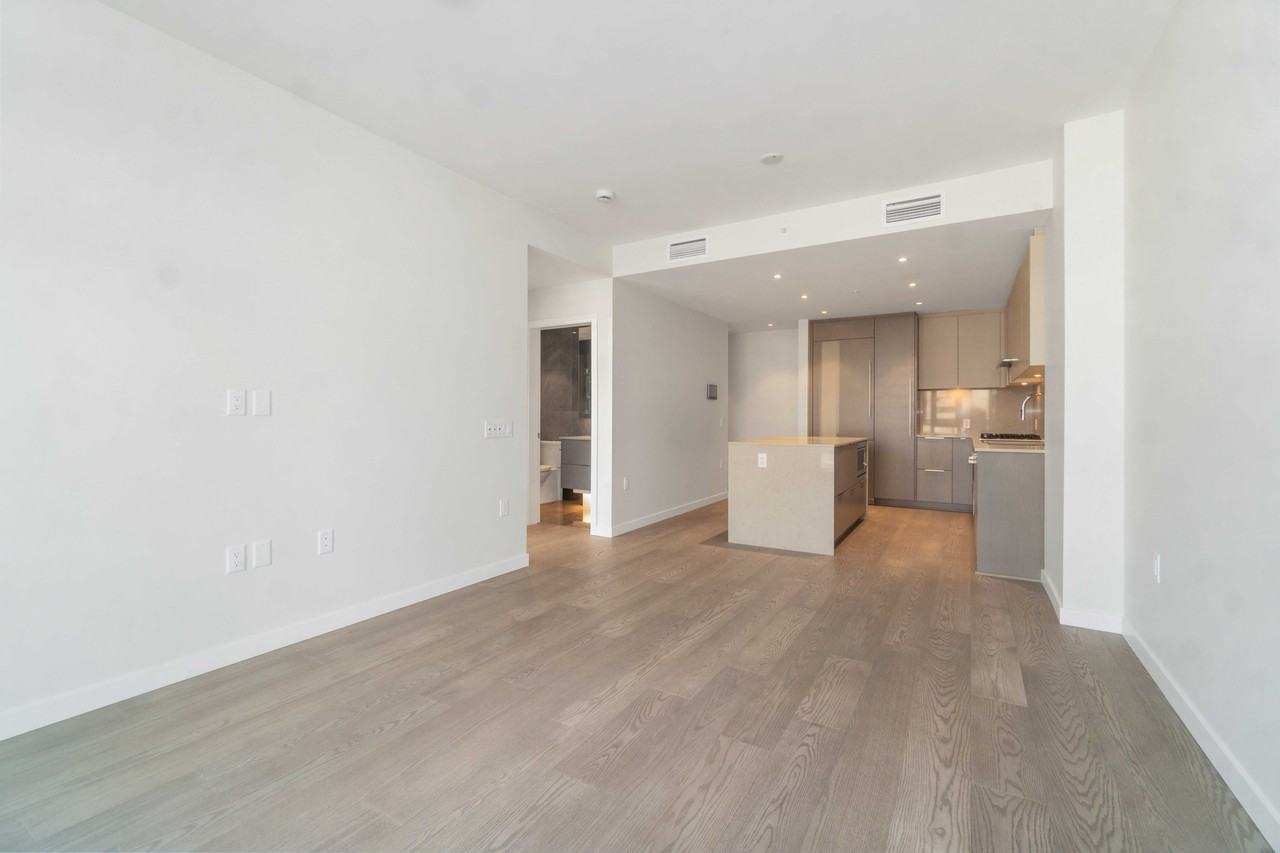 128 15th Street West #D260 - Photo 2 of 25