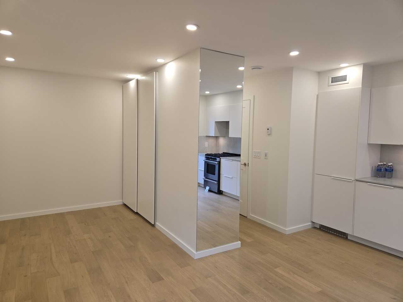 78 Gladstone Avenue #5 - Photo 4 of 9
