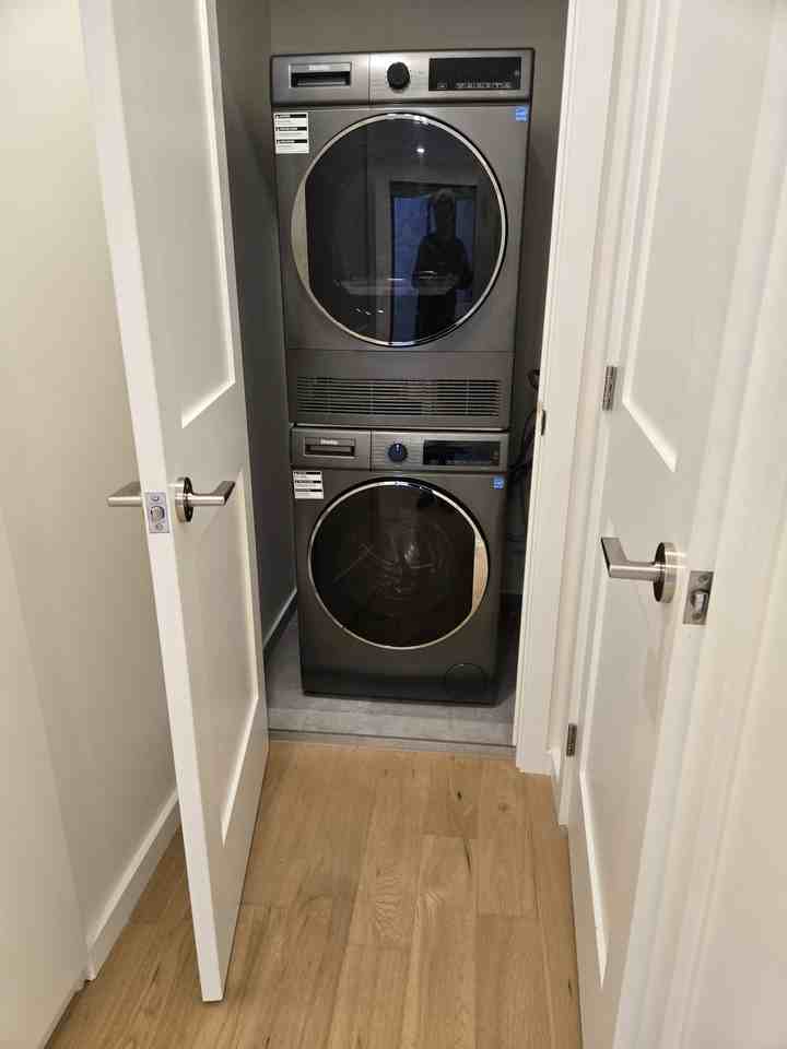 78 Gladstone Avenue #5 - Photo 5 of 9