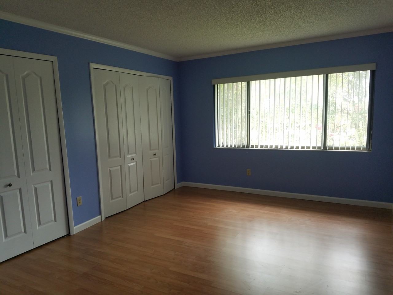 5421 Vineland Rd #1 - Photo 7 of 13