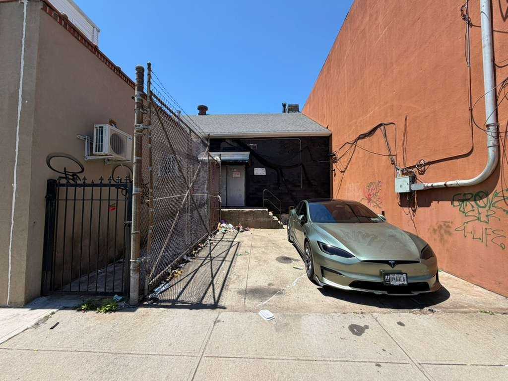 9817 101st Ave #1 - Photo 6 of 19